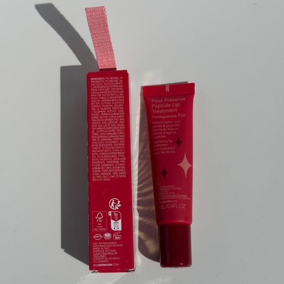Ole Henriksen Pomegranate Fizz Pout Preserve Hydrating Peptide Lip Treatment - Picture 3 of 10